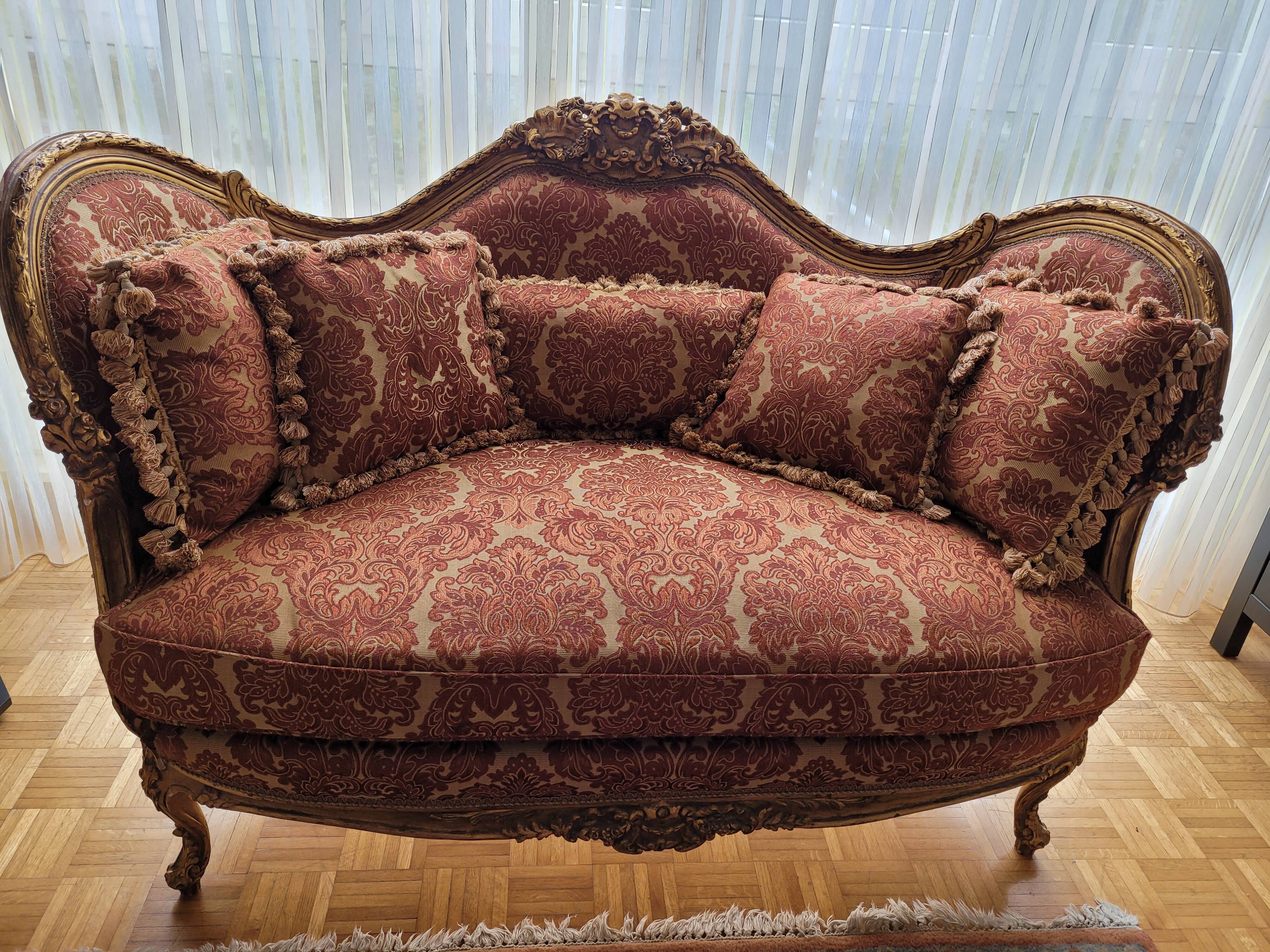 Louis XV style canapé