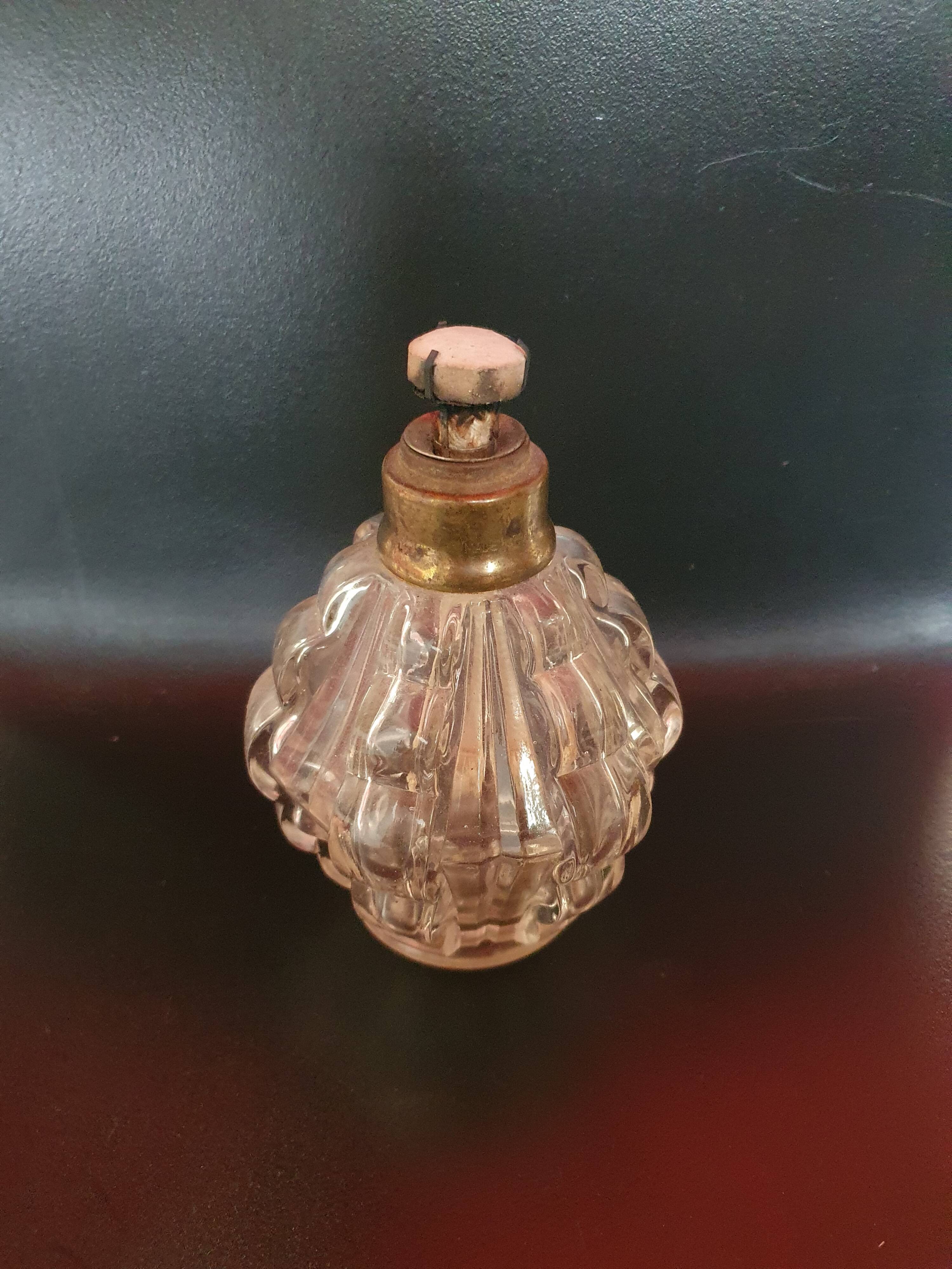 Vintage chiseled glass bottle antique perfume diffuser