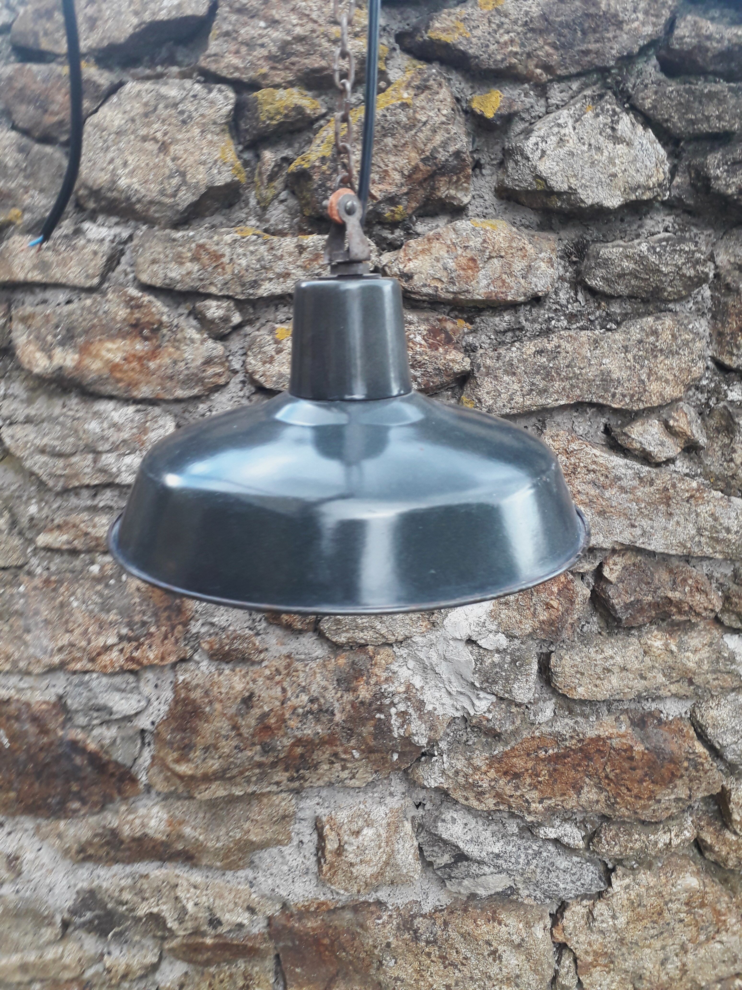 Old industrial suspension - enamelled sheet metal - 1950