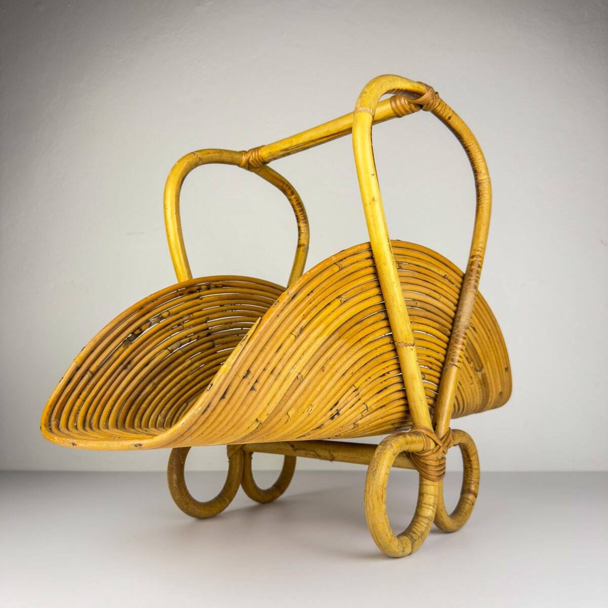 Vintage bamboo magazine rack by Vivai Del Sud, Italy, 1960s.