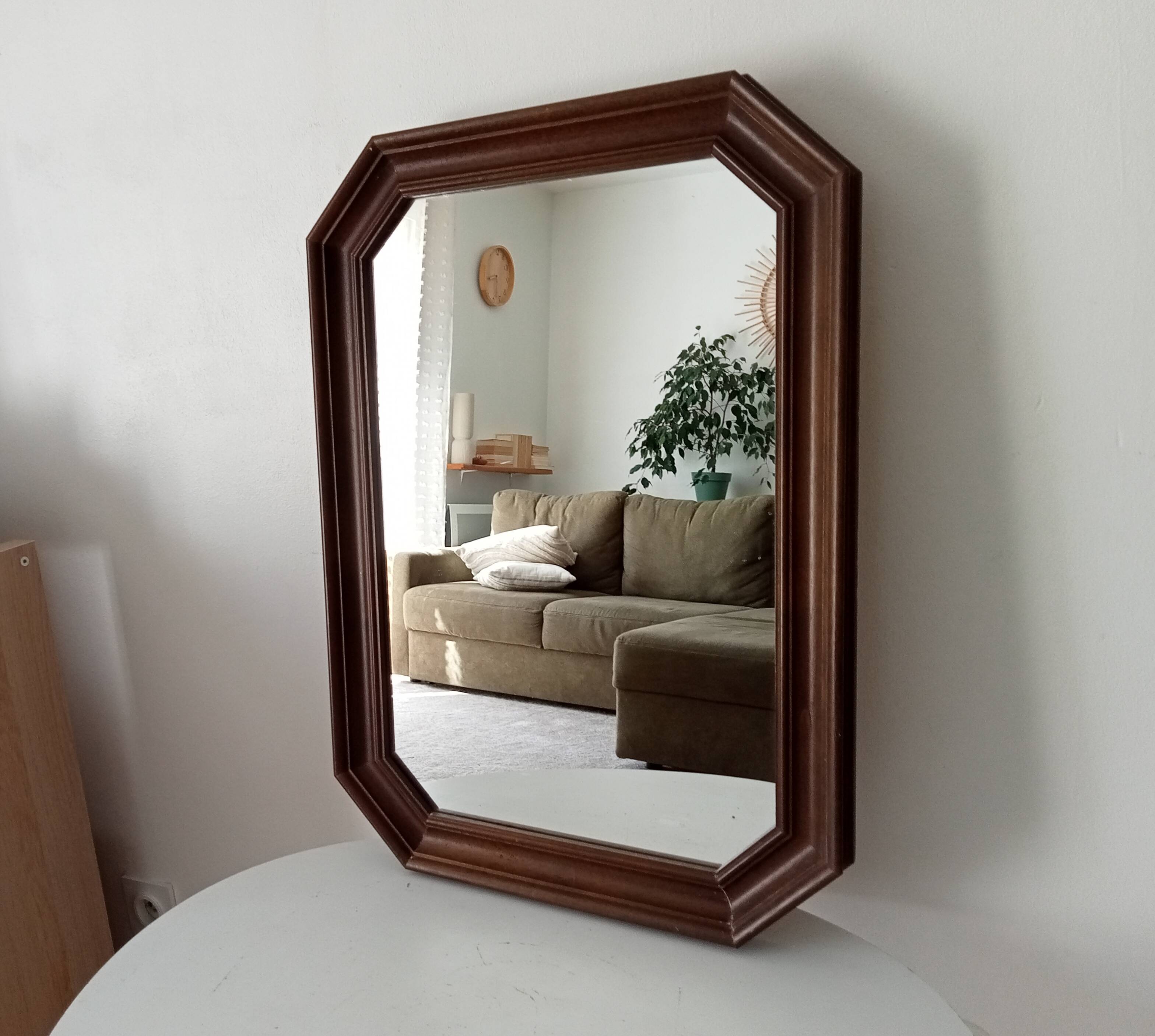 Vintage octagonal mirror from the 70s/80s.