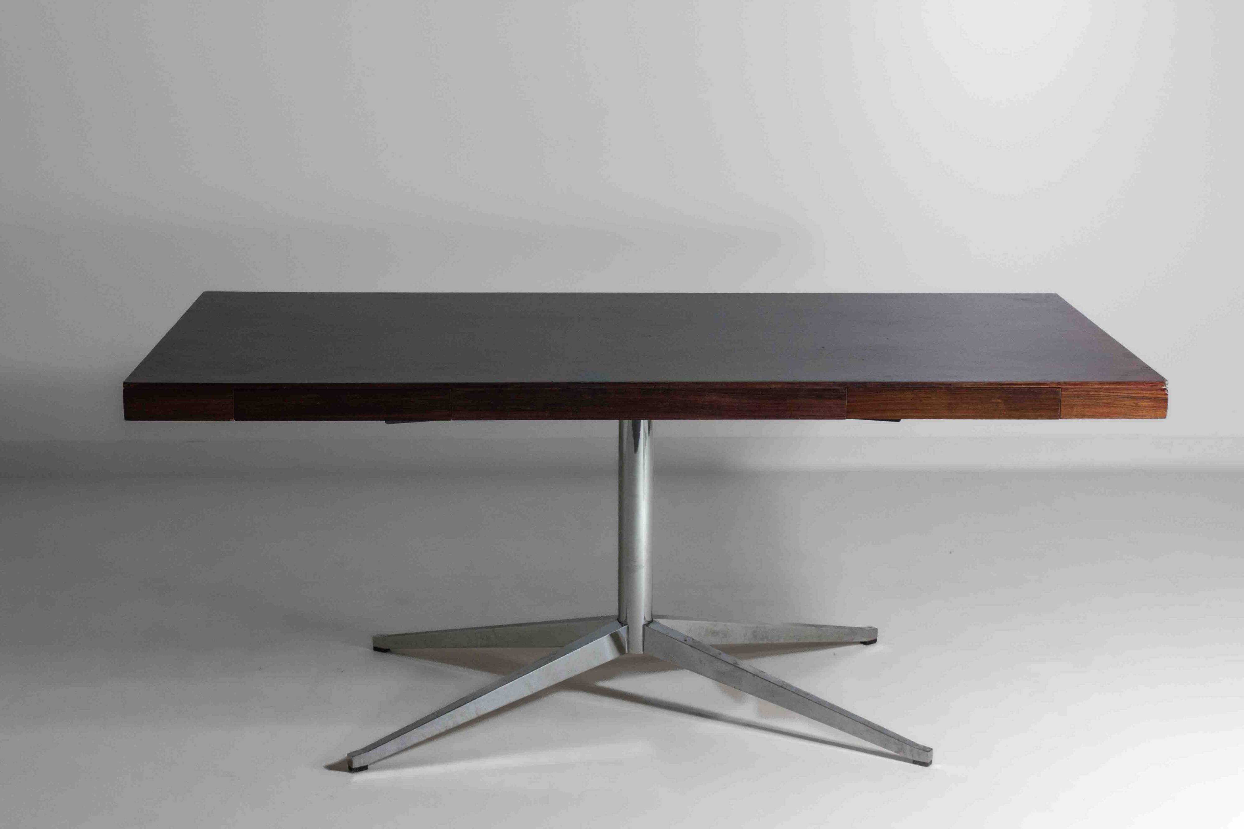 Bureau exécutif en palissandre par Florence Knoll, années 1970