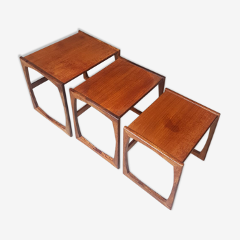 Nest of tables in teak - 60s