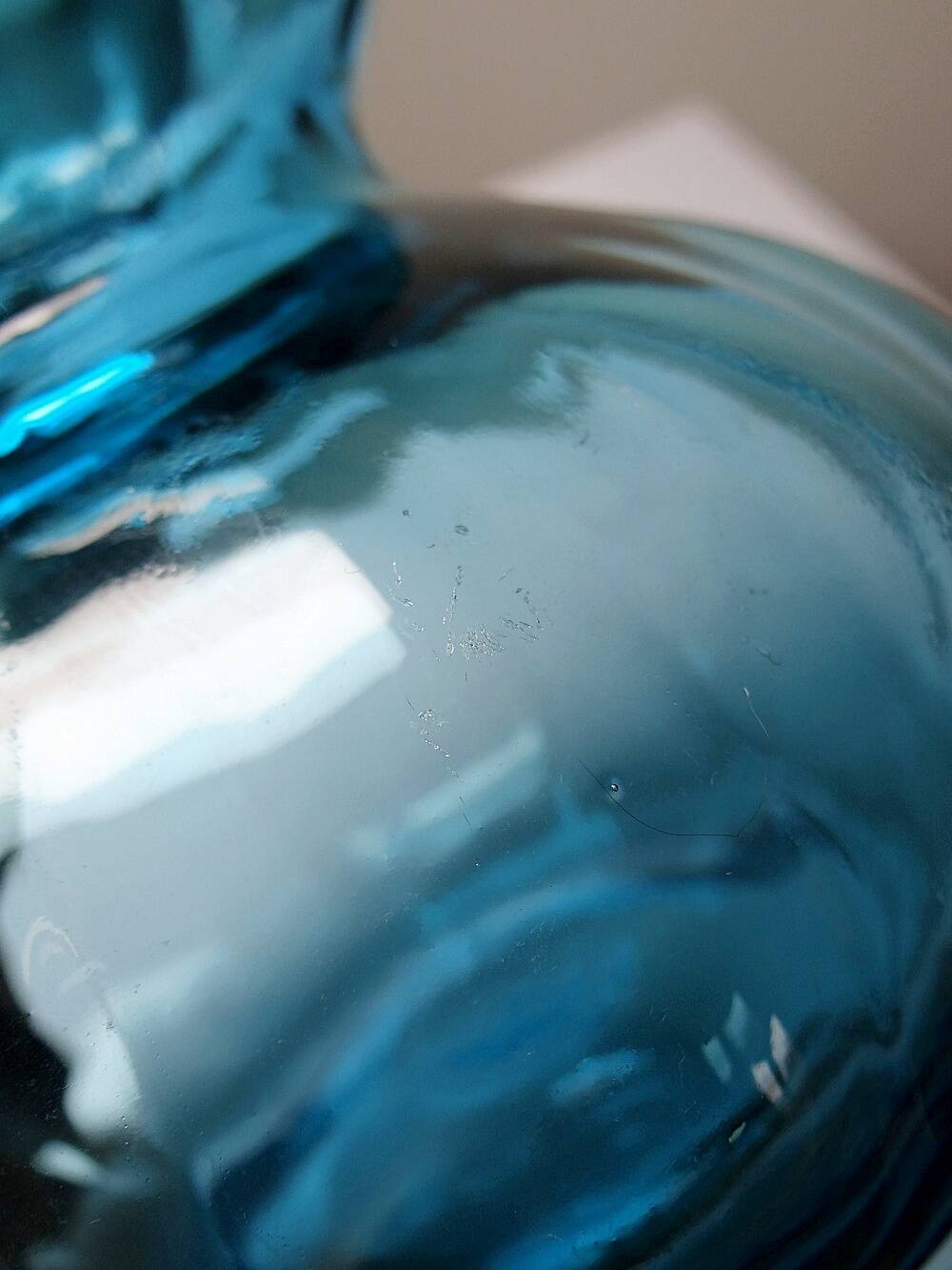 Small vintage turquoise blue glass vase