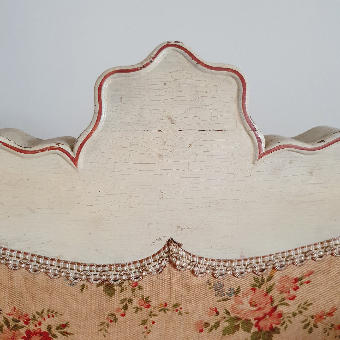 Wood and fabric screen