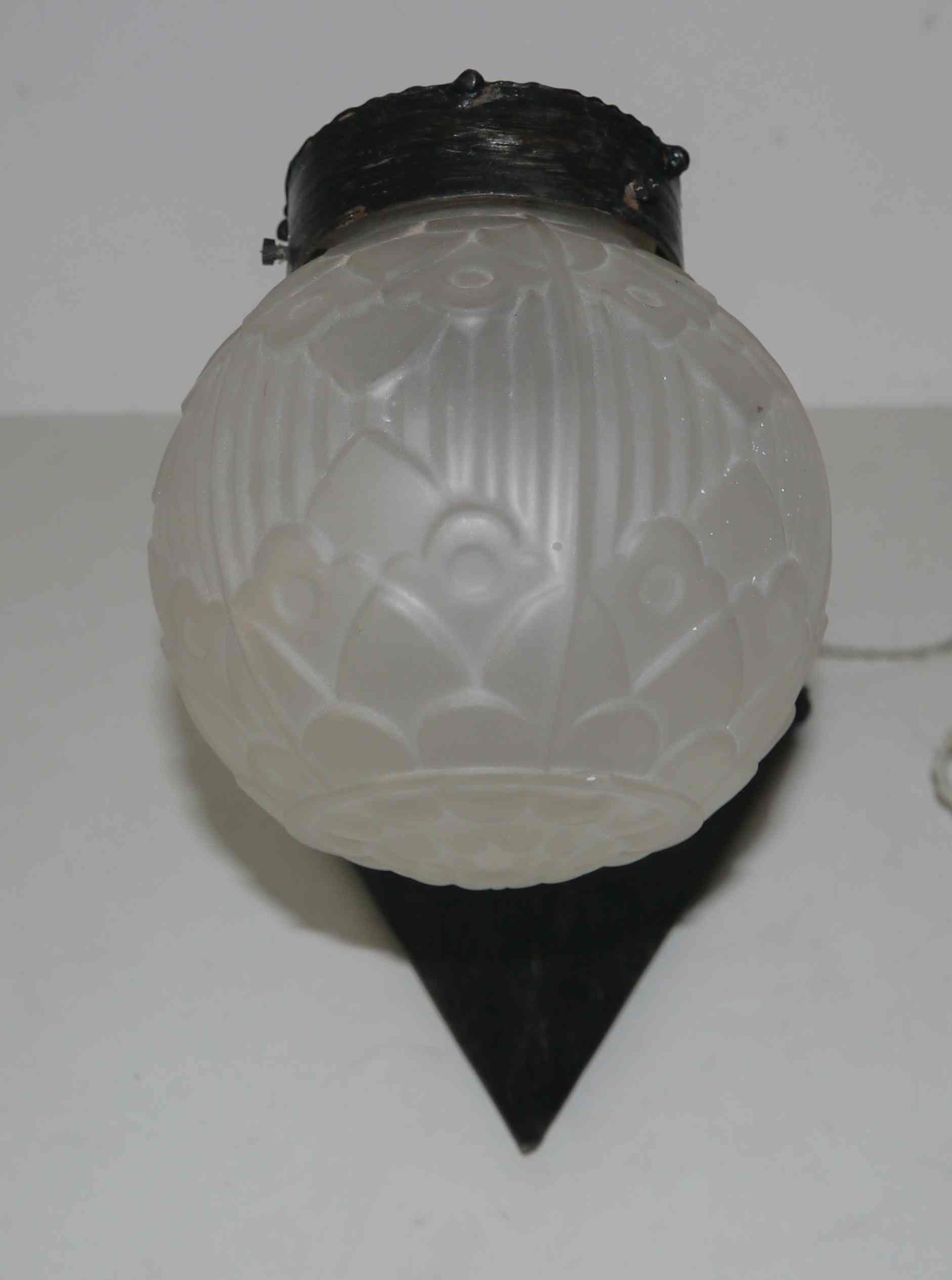 Lampe  fer forgé art déco