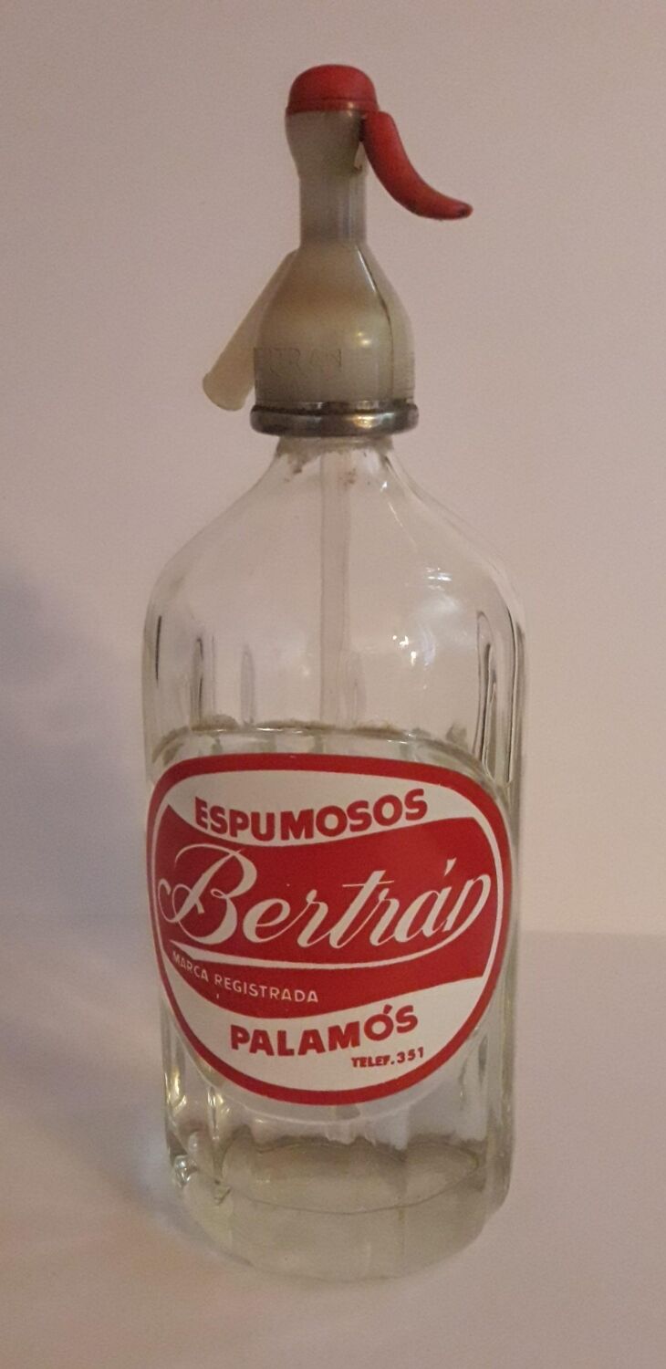 Advertising siphon bottle