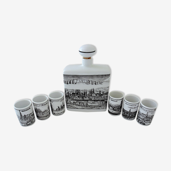 Service à liqueur en porcelaine blanche d'Altenkunstad composé d'un carafe et de six verres