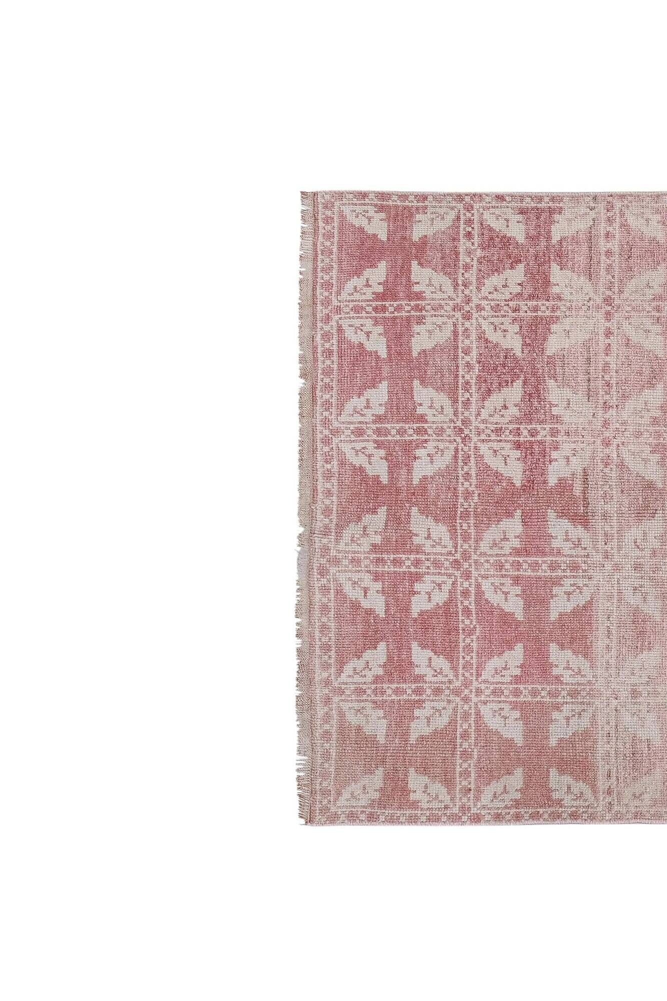 Vintage handmade Turkish rug 108x180 cm