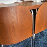 IKEA fusion table and chairs by Sarah Kragnert