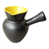 Two-tone ceramic jug