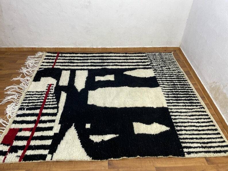Black wool rug 250cm x 150cm