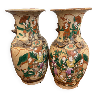 Pair of chinese vases