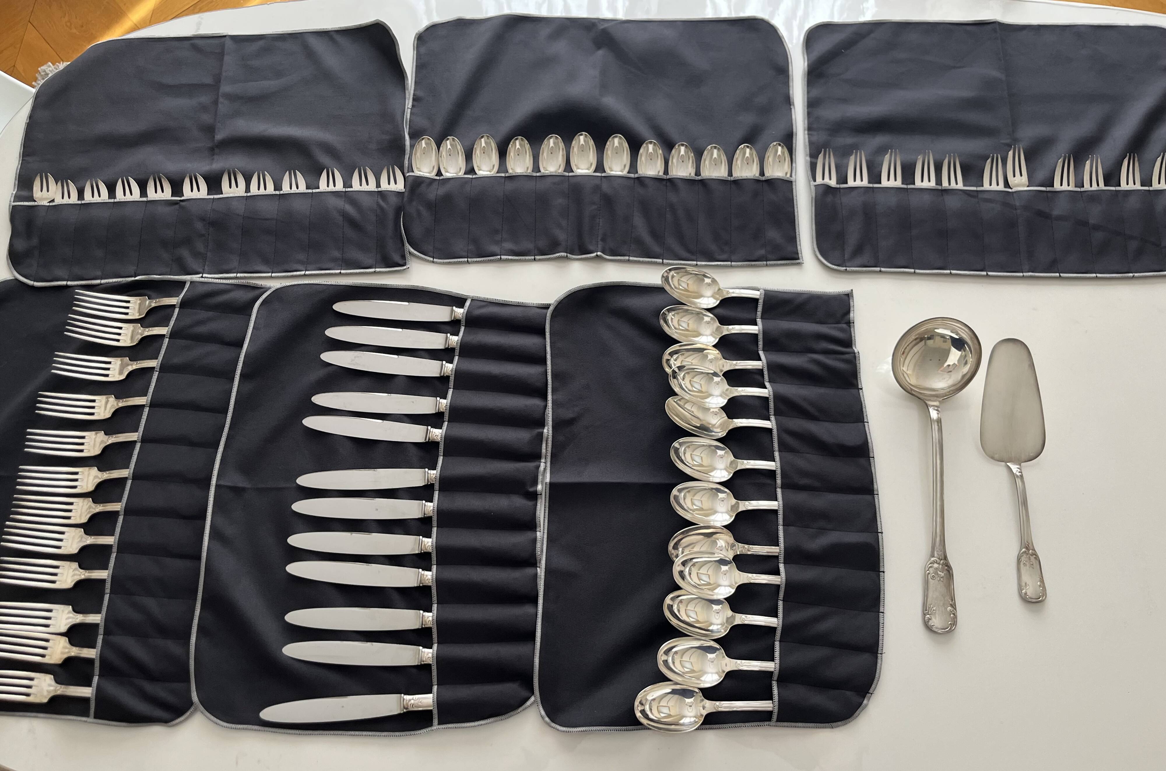 Silver-plated cutlery set - 74 pieces - complete service