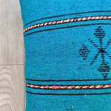 Coussin berbère bleu fait main en coton