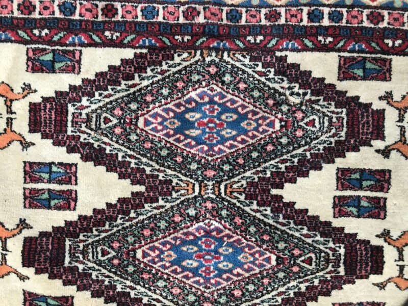 Carpet vintage pakistan done hand 126 X 188 CM