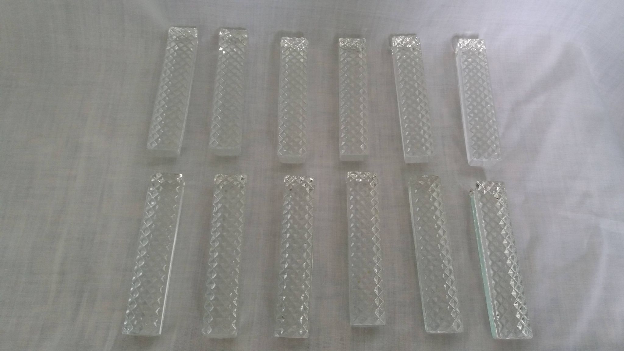 12 crystal knife rests in their box, Hungary, diamond point