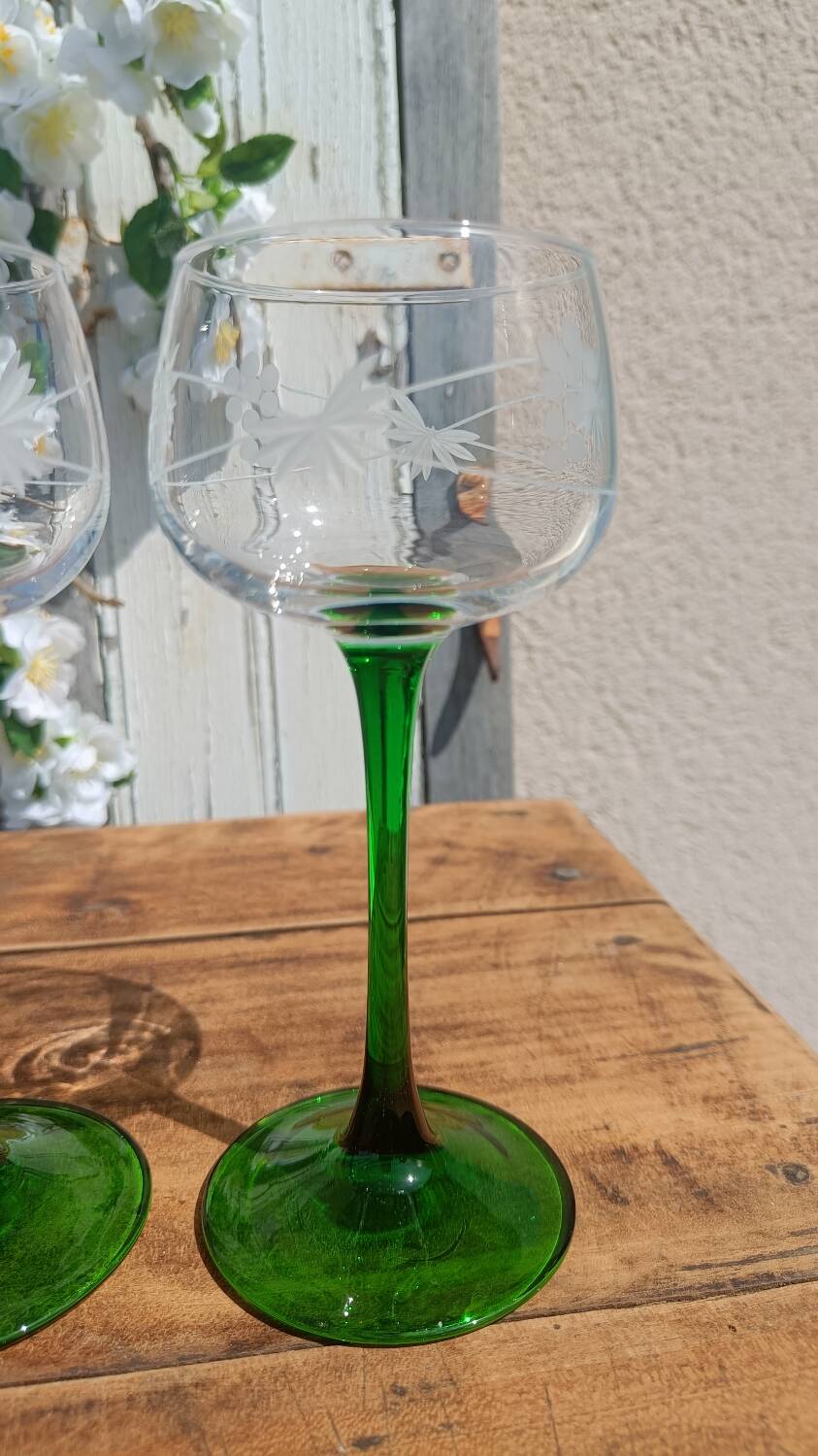 Antique engraved glasses from Alsace