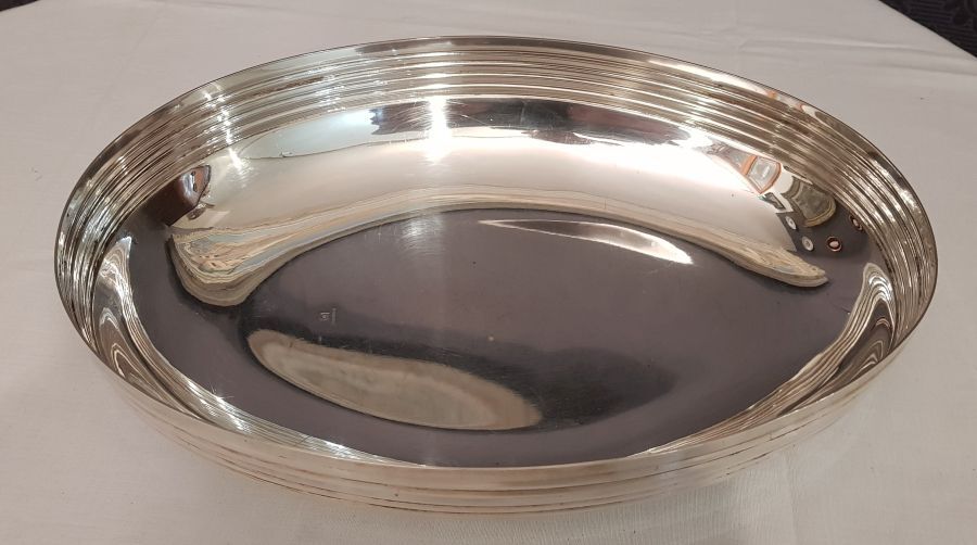 Silver metal bread basket