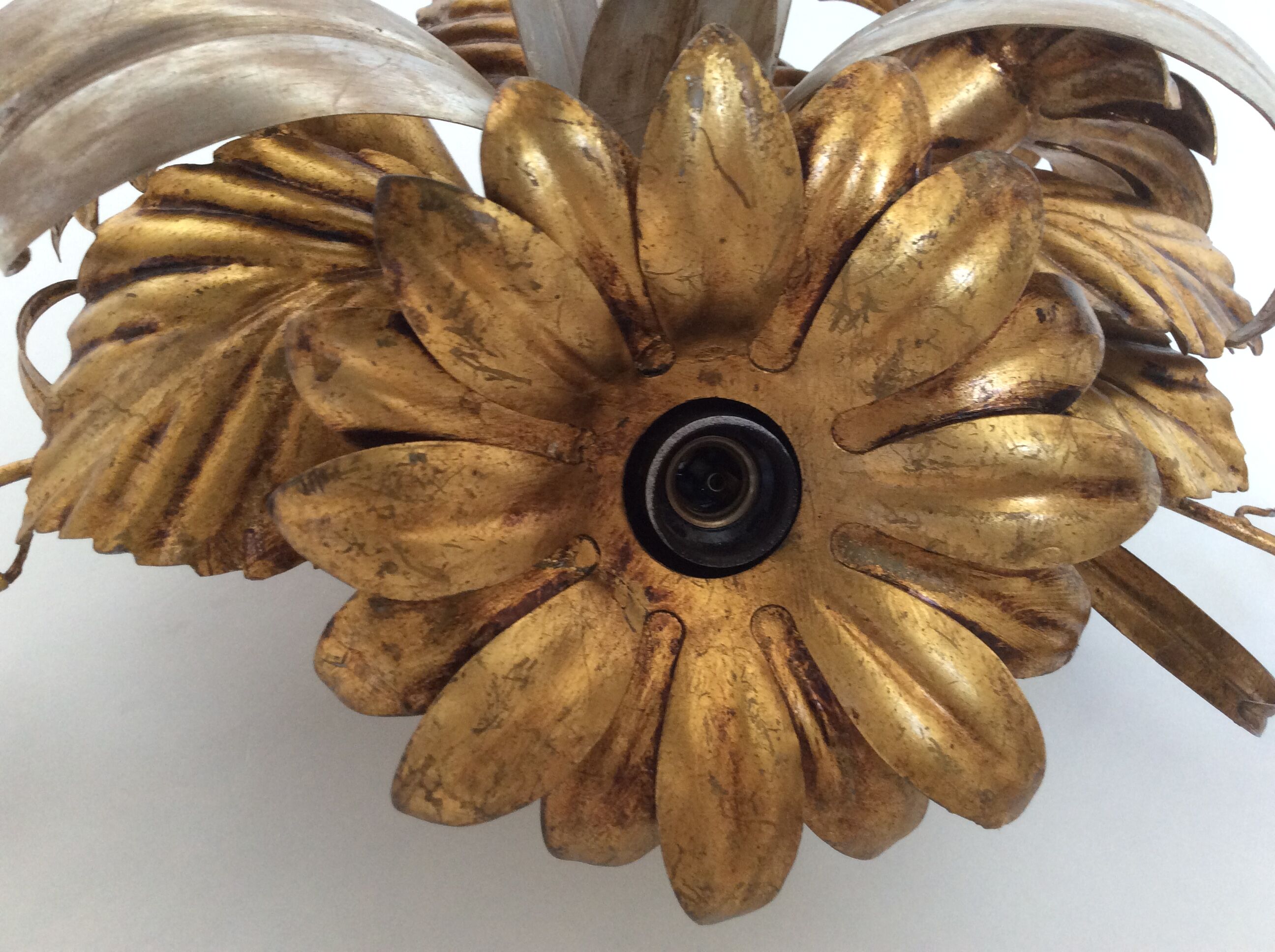 Gold metal wall lamp