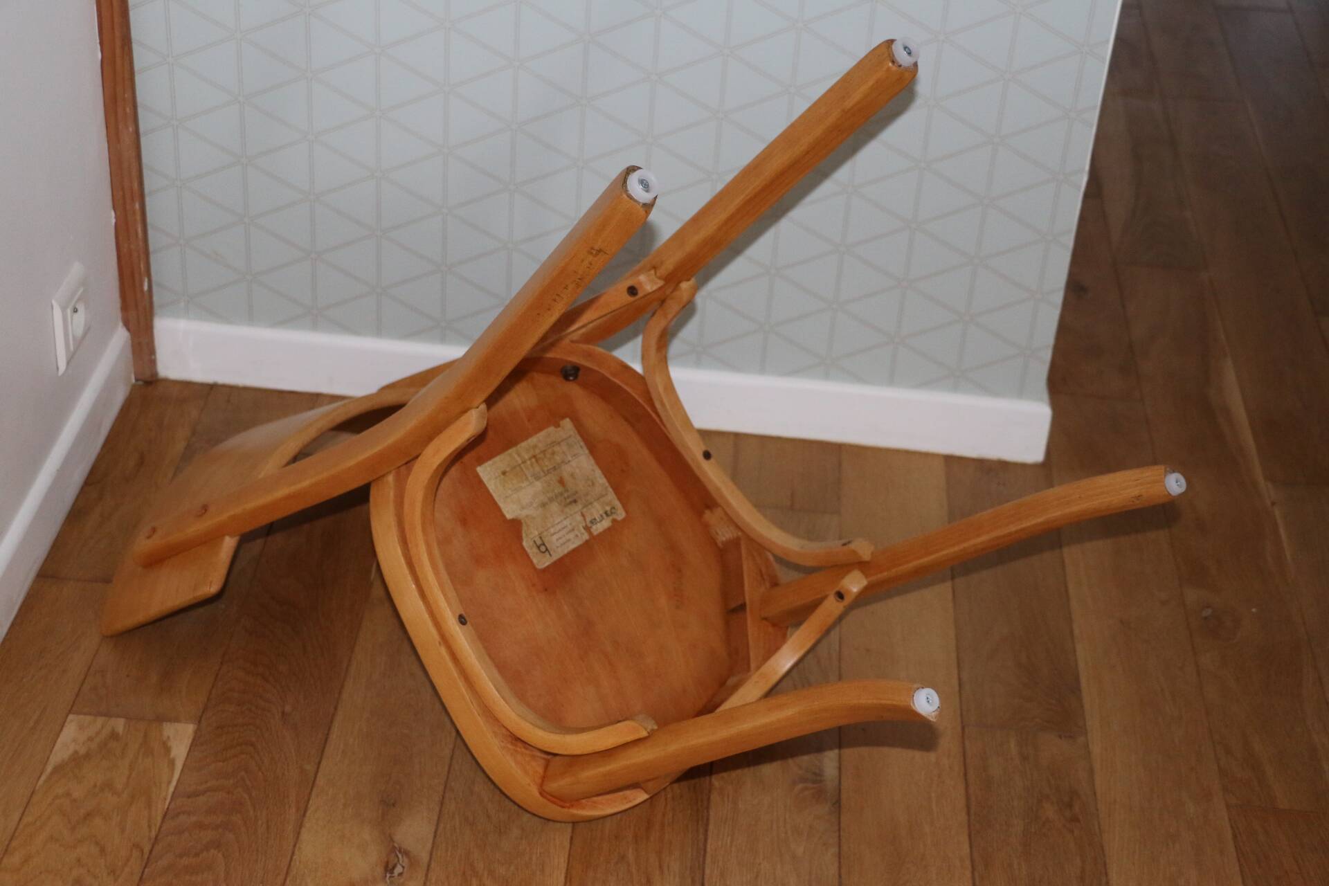 Set of 4 Baumann No. 30 chairs with wide back