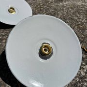Vintage trio suspension lampshade in green and white enamelled metal.