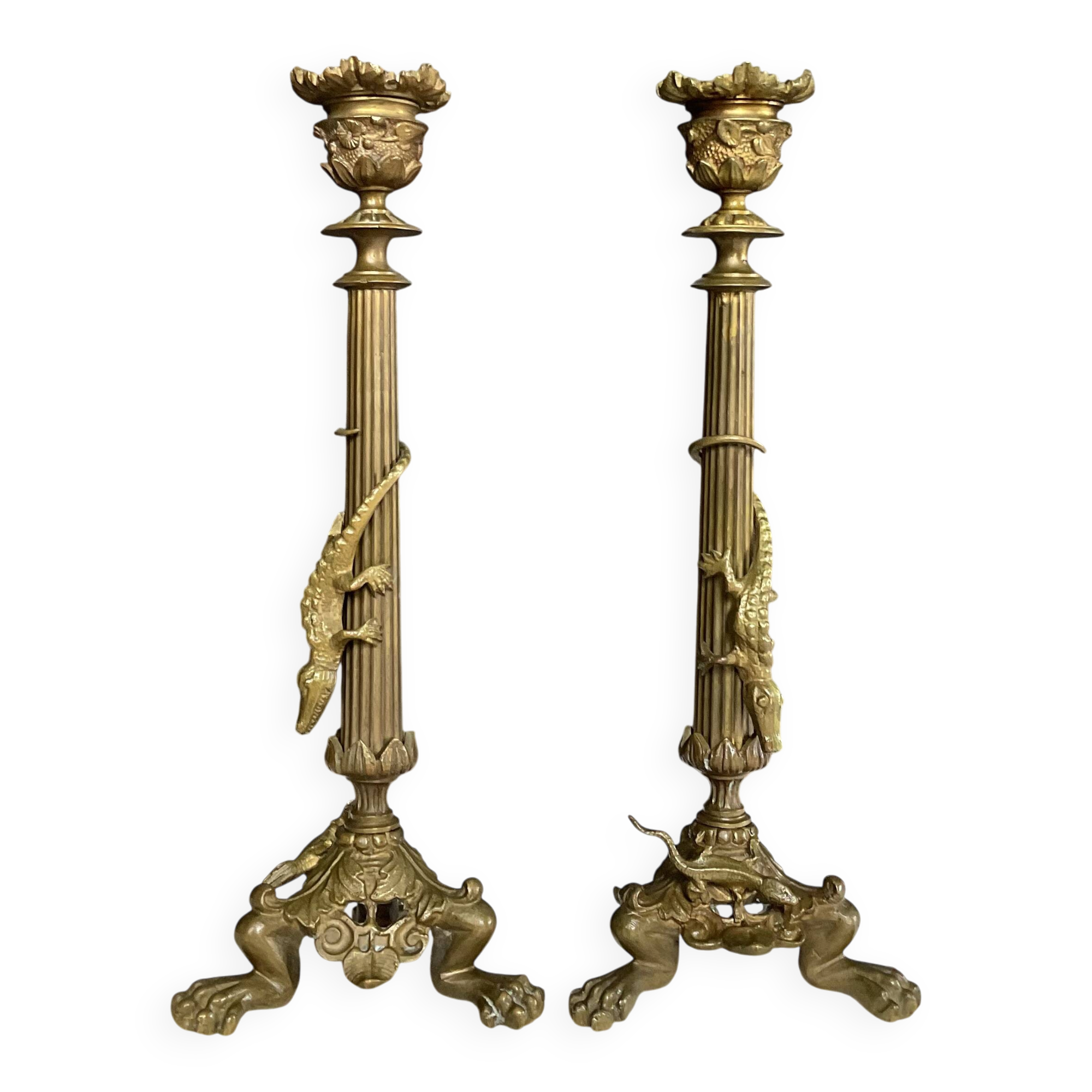 Paire de flambeaux XIXe en bronze doré style empire