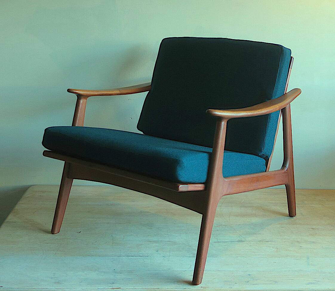Danish teak lounge chair with blue-green cushions, 1960s