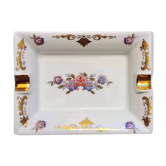 Cendrier en porcelaine Royal Porcelain motifs plaqué or 24 carats