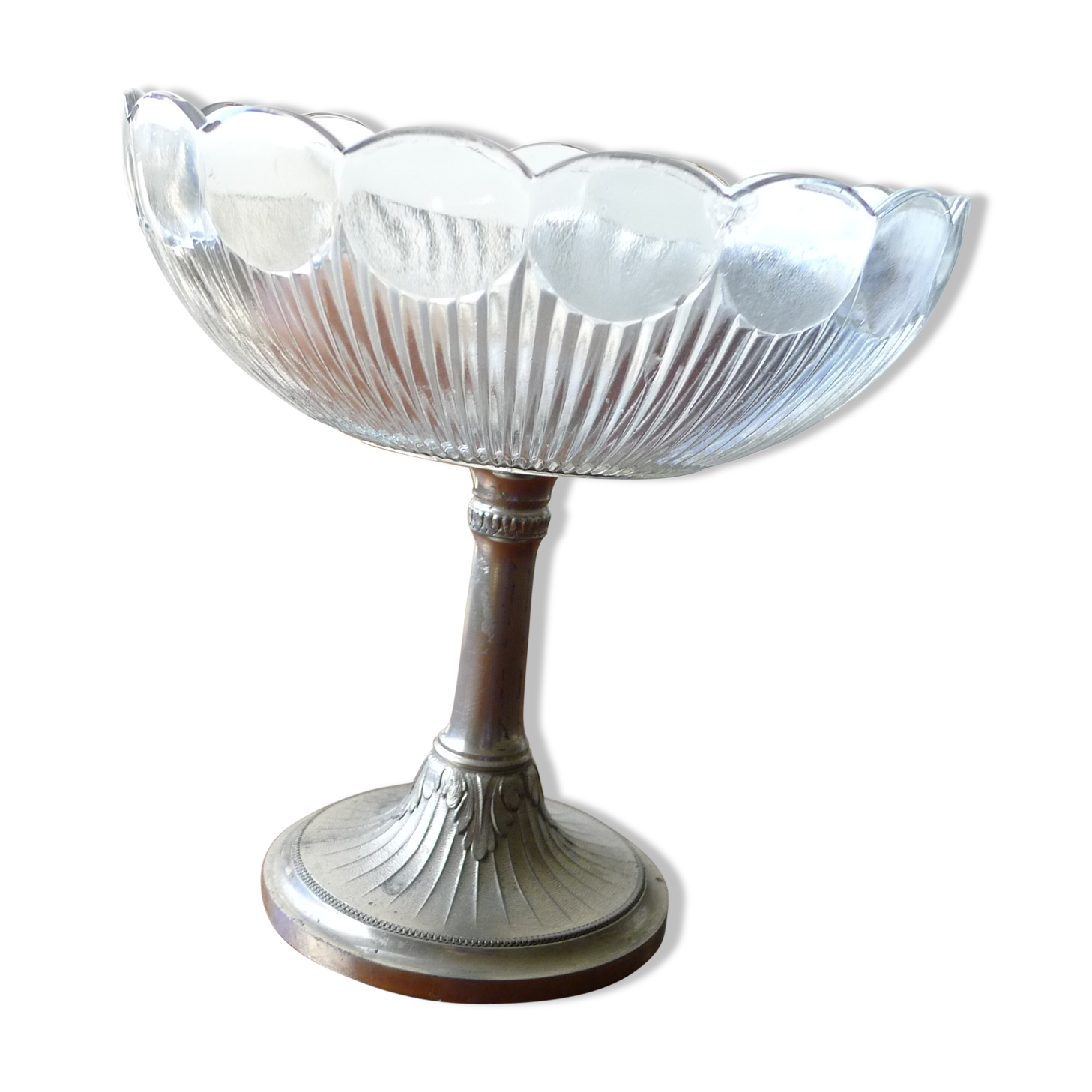 On foot vintage fruit bowl