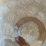 Suite de 12 assiettes et un plat art déco