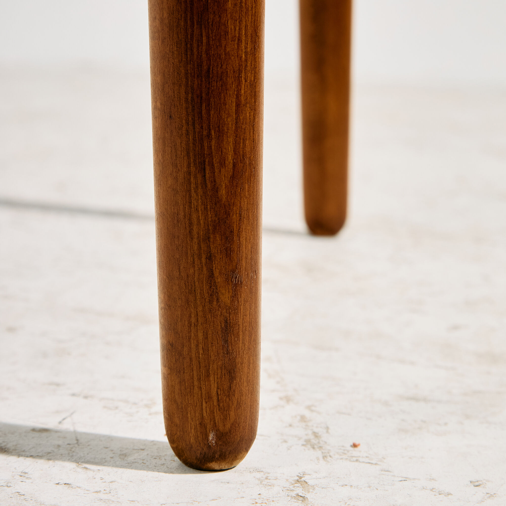 Restored dining chair FH708 by Hans J. Wegner