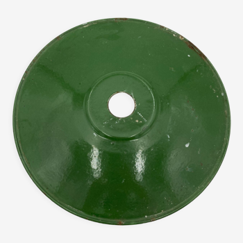 Green enamel cake