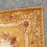 Neo classical carpet