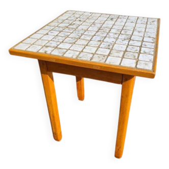 Petit table carrée bois carrelage carreler
