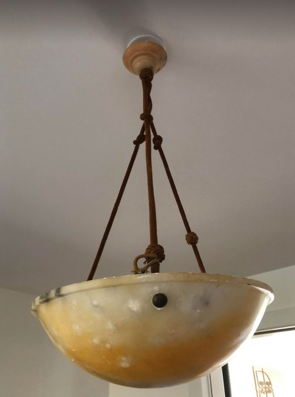 Alabaster suspension