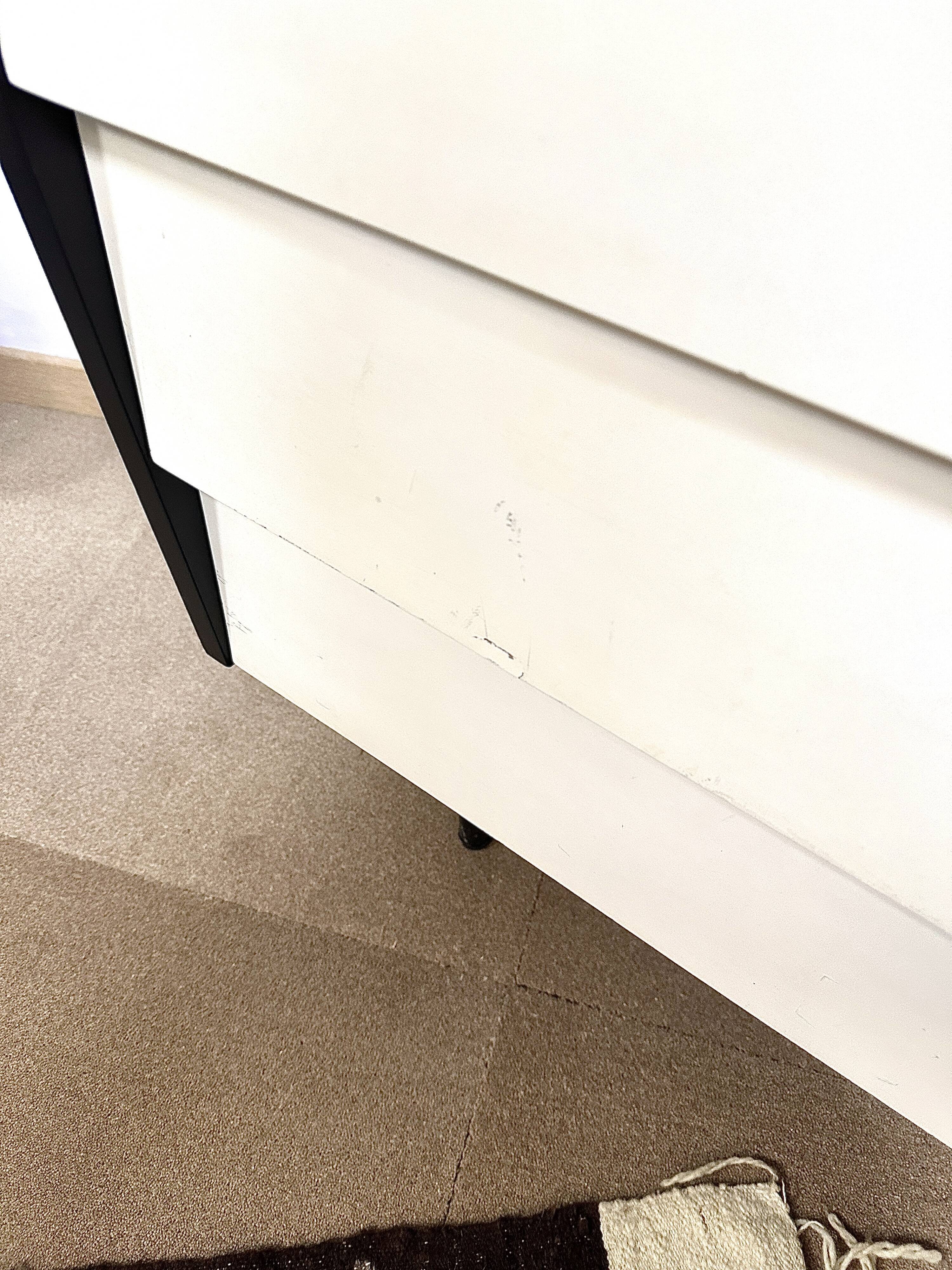 Commode vintage tiroirs inclinés