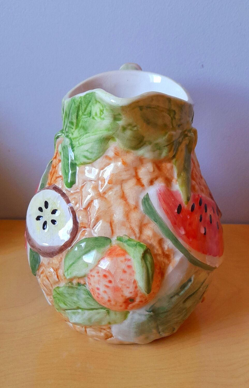 Fruit slurry pitcher