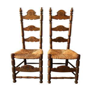 2 chaises en chêne massif