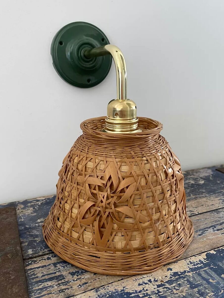 Vintage wall lamp in electrified rattan to new