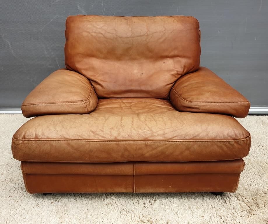 Fauteuil club lounge cuir cognac design 1970