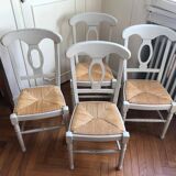 Table with solid wooden scallops and 4 chairs