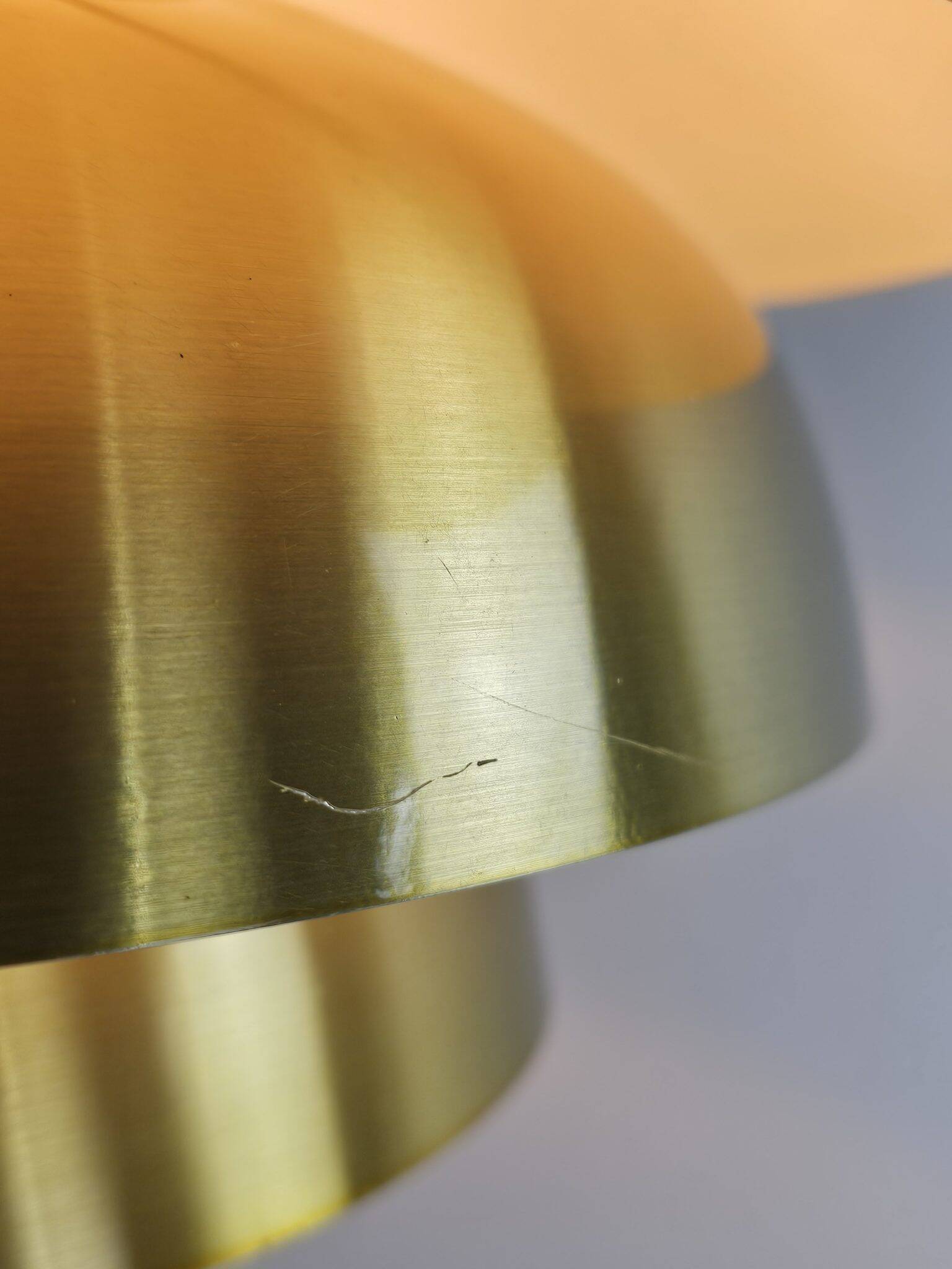 Lampe à échelle en laiton modèle Barcelone de Bent Karlby
