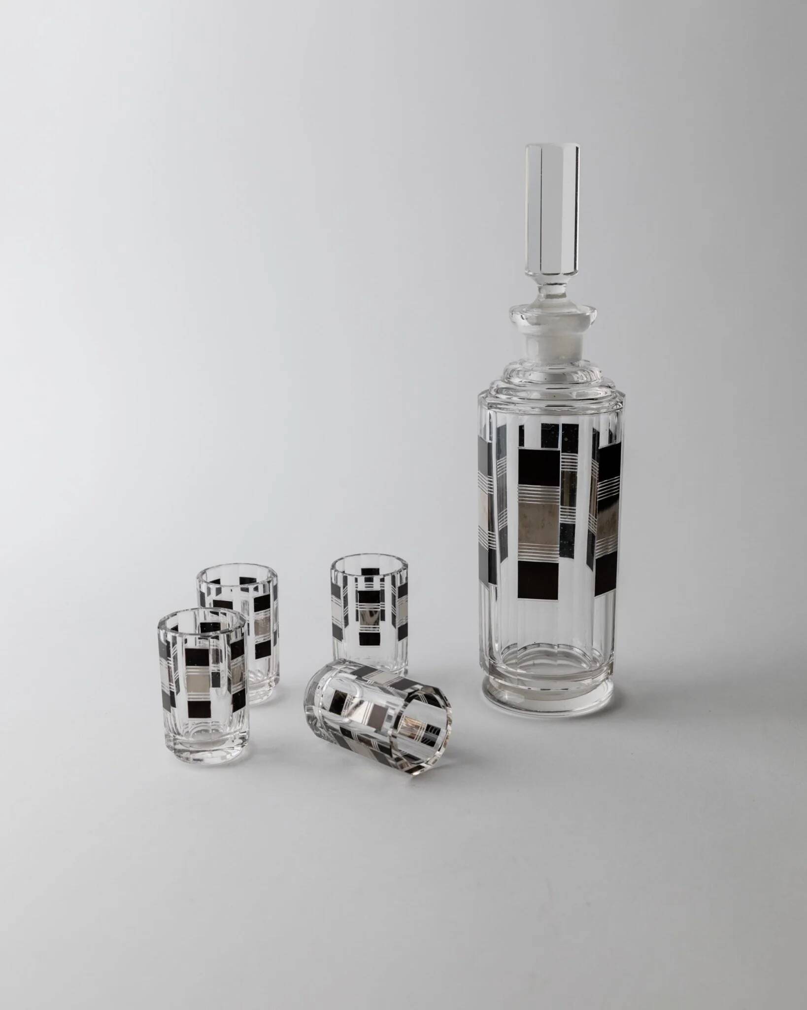 Vintage Art Deco Karl Palda Liqueur Set – Transparent Crystal Glass with Silver Details, 1 Decanter + 4 Glasses