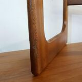 Adjustable pull-out tables of McIntosh s 1970