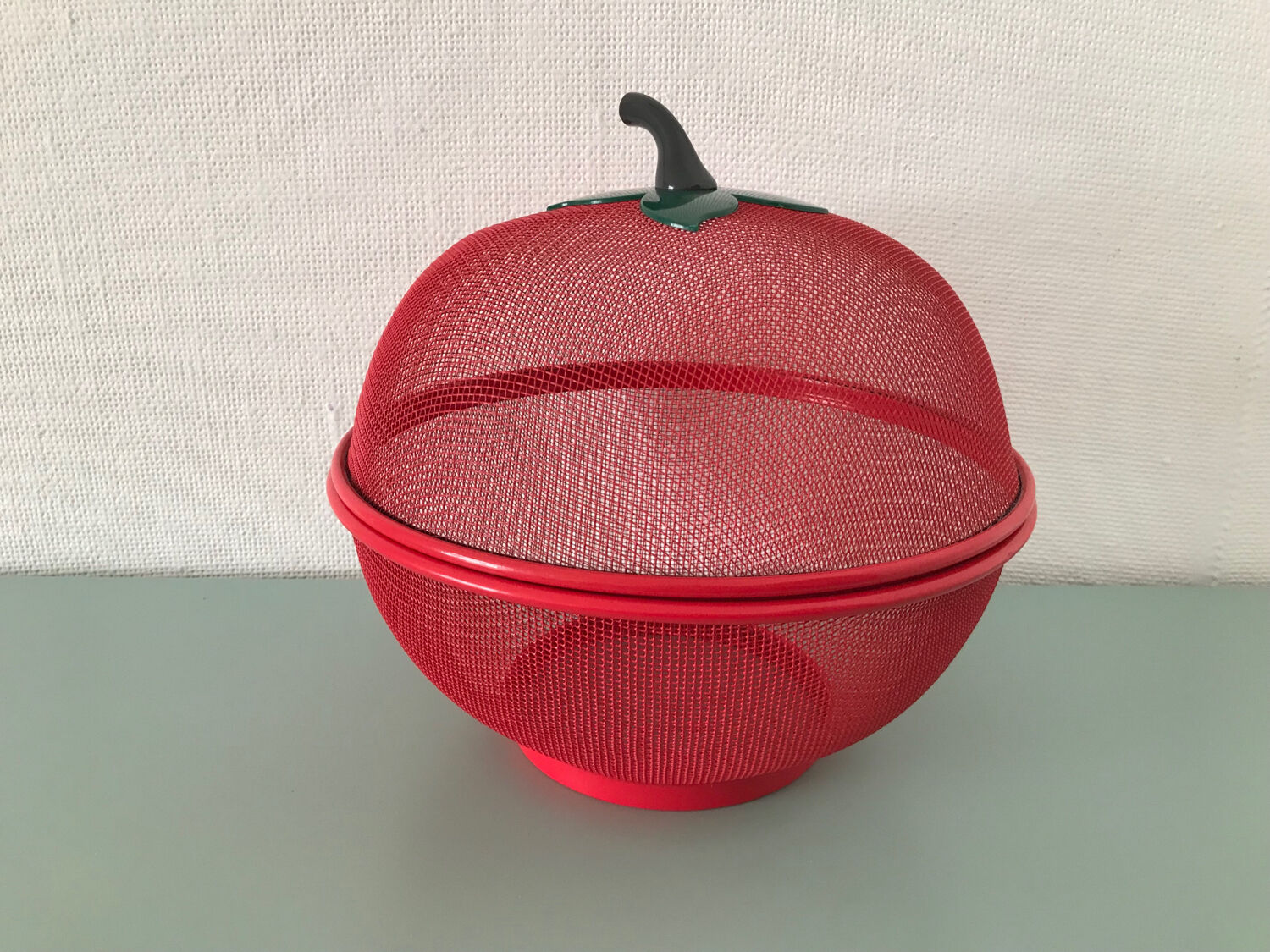 Fruit basket vintage