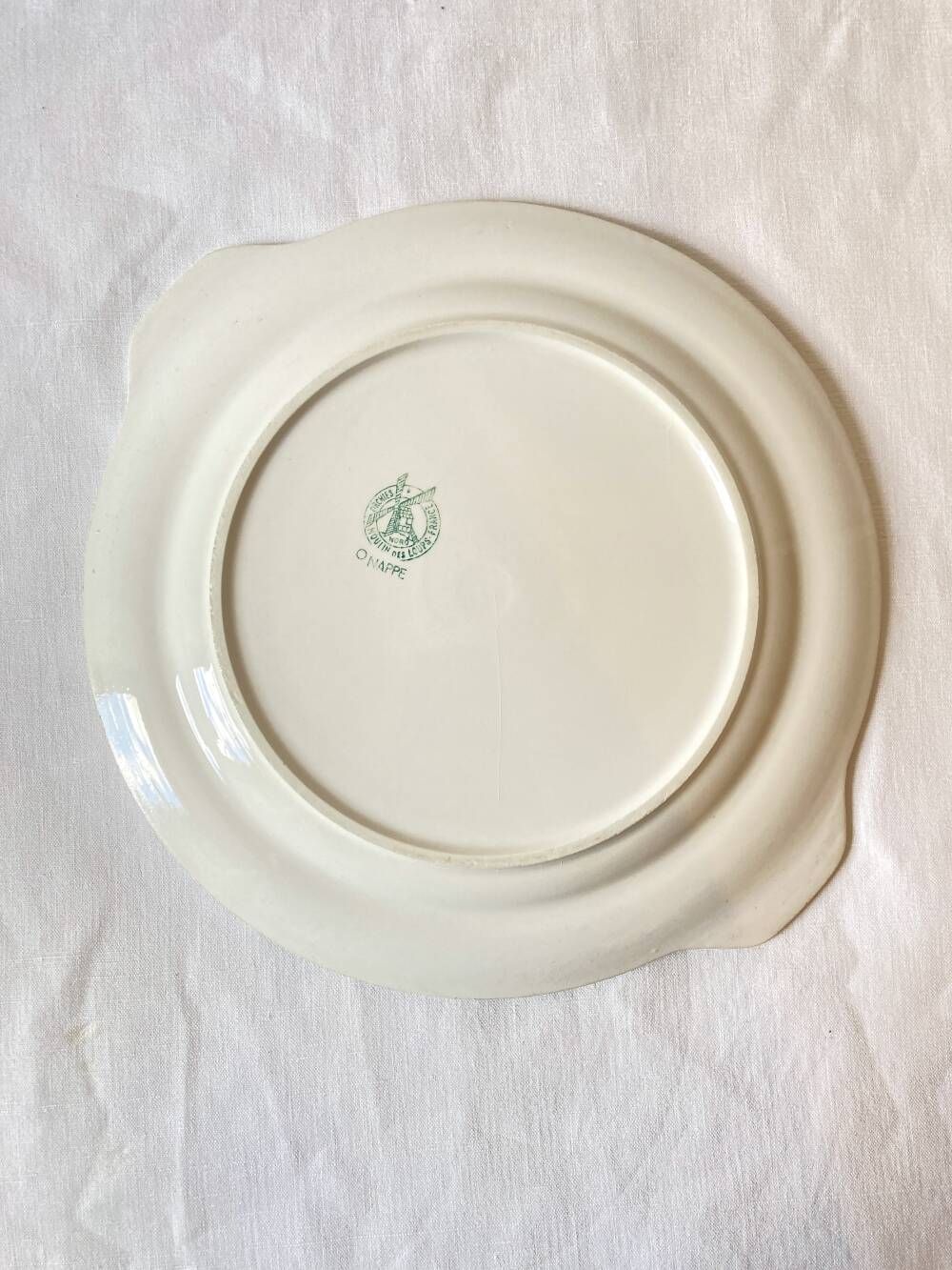 Set of three serving dishes, Moulins des Loups, model "Tablecloth"