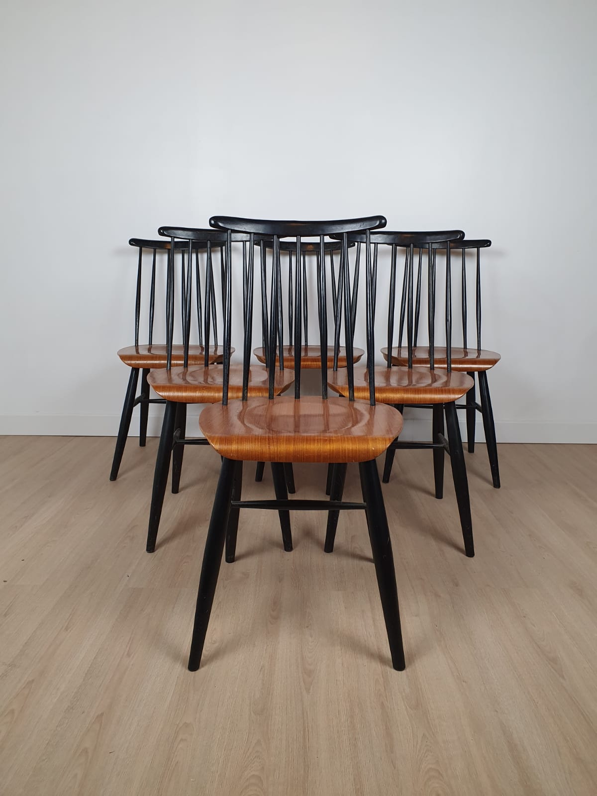 Set 6 Fanett chairs by Ilmari Tapiovaara