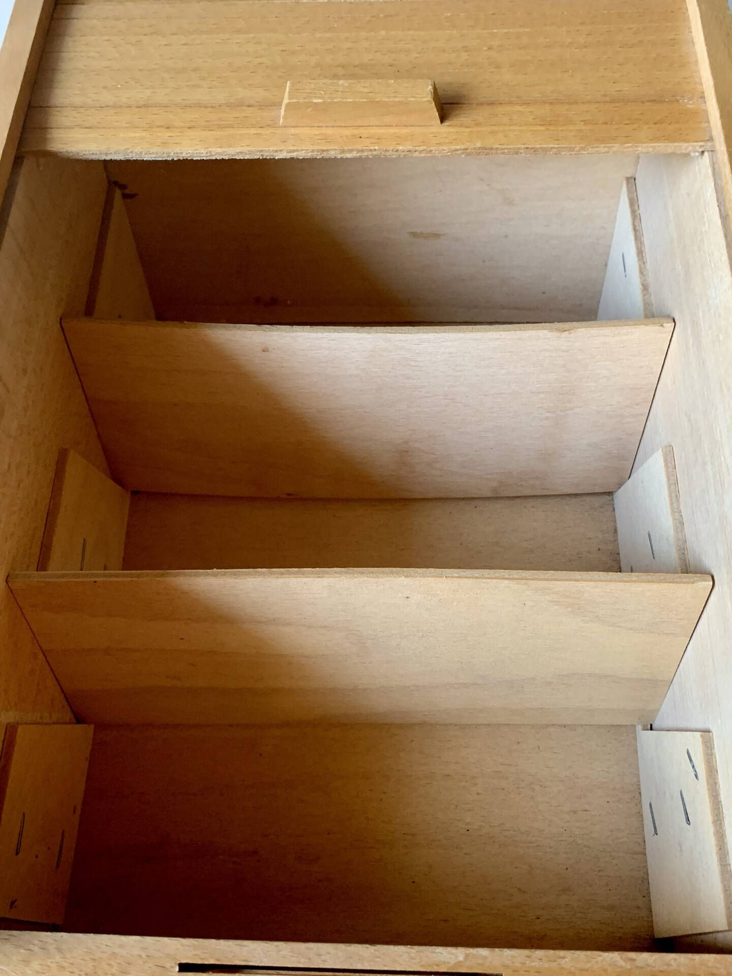 Boîte à rideau vintage en bois / Caisson de bureau ancien