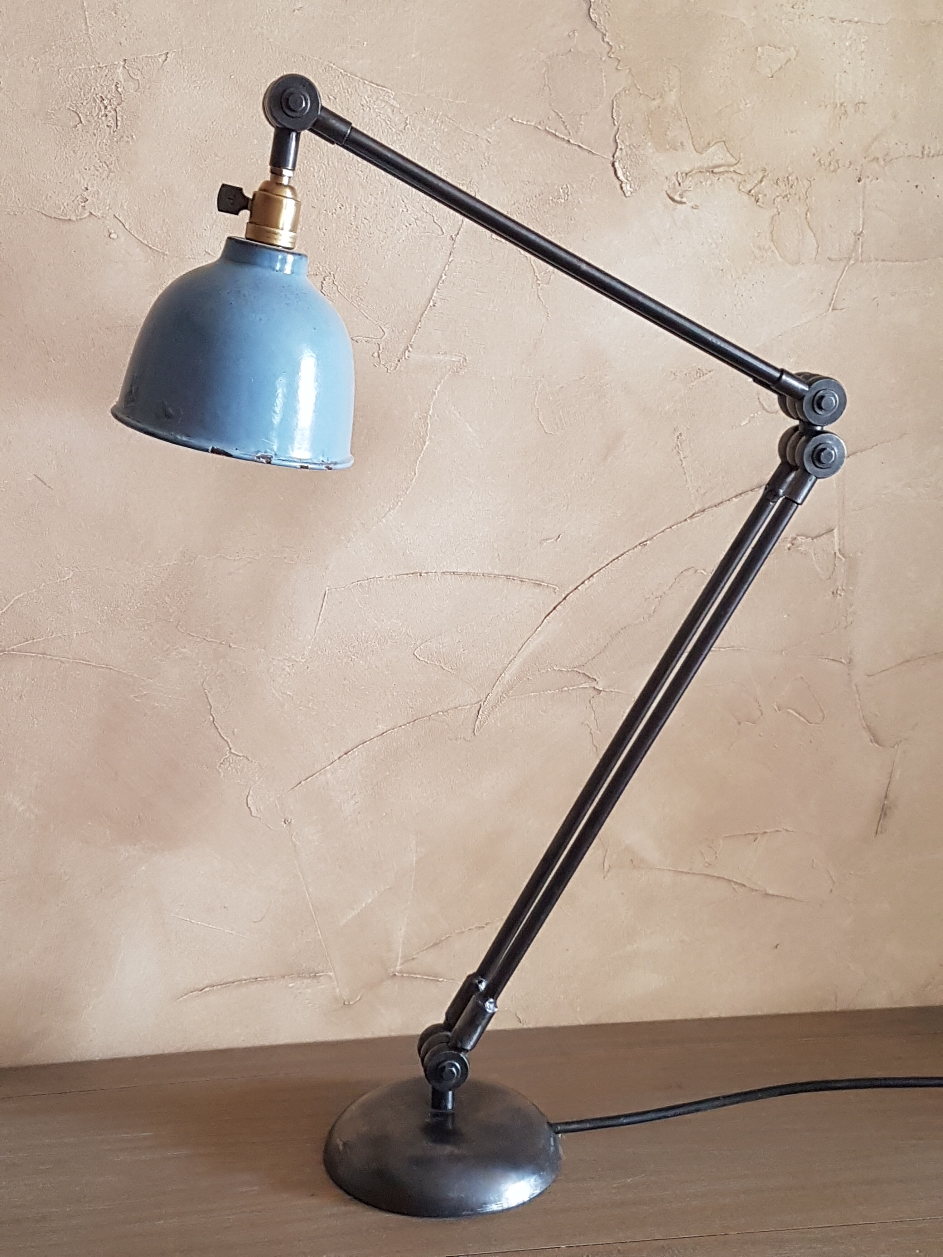Vintage industrial lamp Kumewa